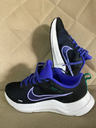     Tênis Feminino Nike Downshifter 14 (seminovo)