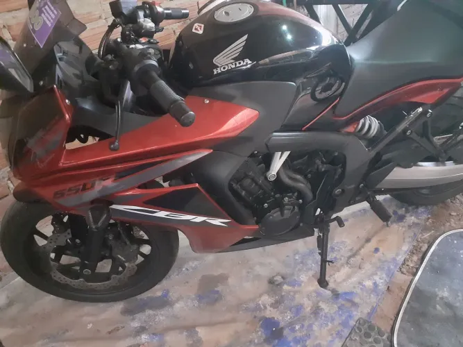 Honda CBR Pouco usada