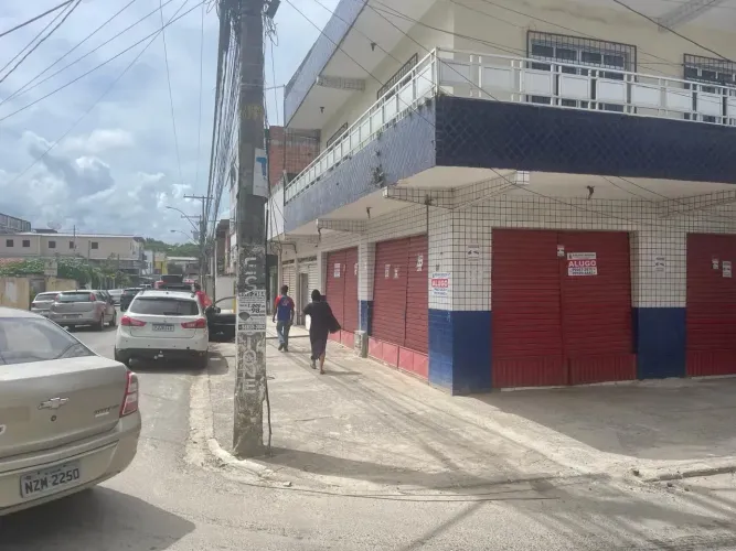 Alugo Lojas no Centro - Camaçari - BA