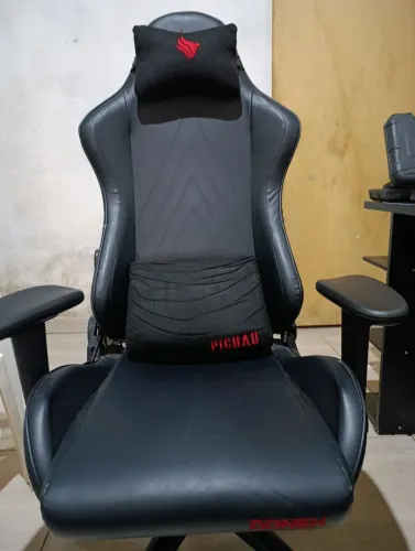 Cadeira gamer Pichau preta