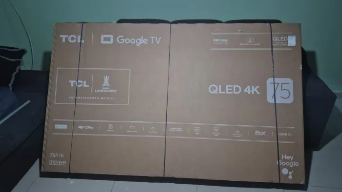 Tcl 75 polegadas na caixa lacrada pra vender hj 3500.