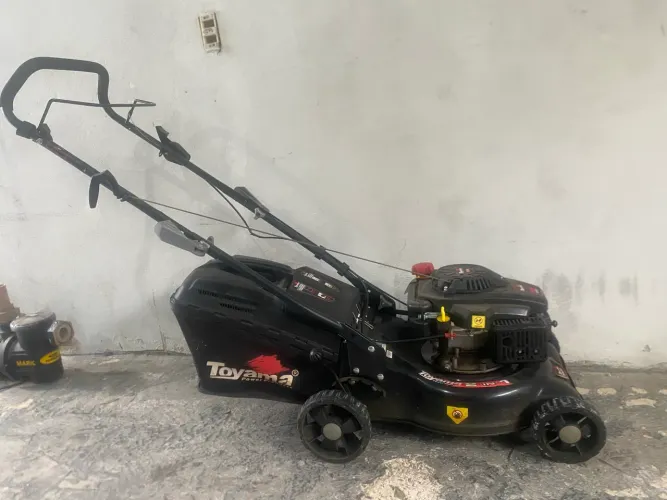 Vendo tudo para desocupar espaço