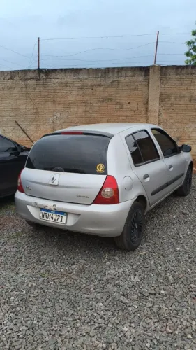 Renault Clio Hi-flex 1.0 16V 5P 2011