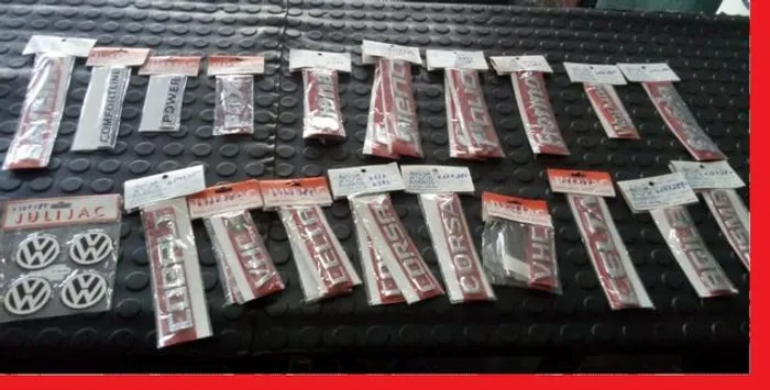 Letras de nomes carro e Emblemas Fiat Vw Gm s