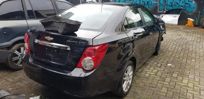Sonic LTZ 1.6 automático 2013 - retirada de peças