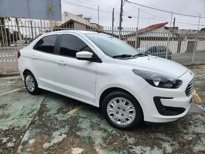 Ka Sedan 2021 SE Plus 1.5 R$ 4 mil abaixo da tabela