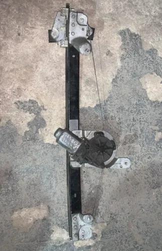 Elevador do Vidro Dianteiro Direito Renault Sandero 2008 à 2014