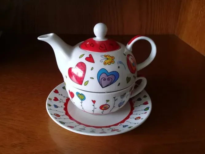 Conjunto de chá de porcelana.