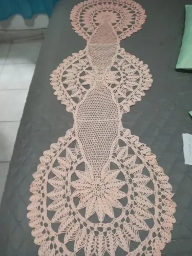 Caminho de Mesa de Crochê