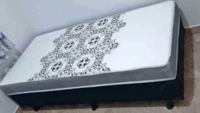 Cama box solteiro(brinde) novo