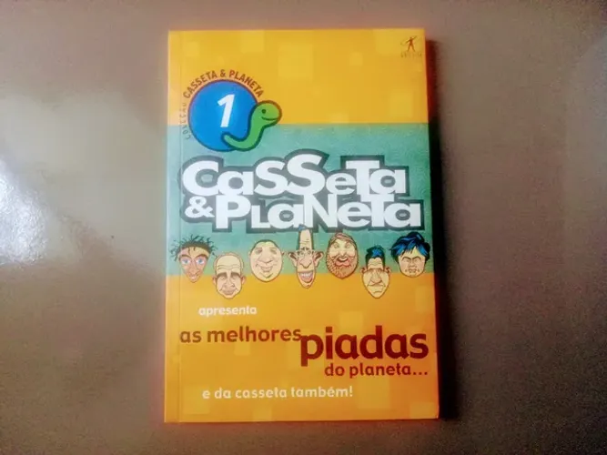Livro Casseta Planeta 1 - as Melhores Piadas<br>- Marcelo Madureira e Outros - usado