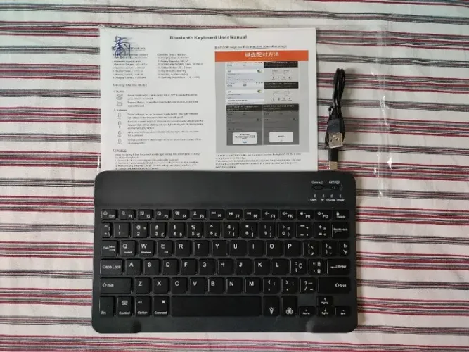 Teclado Para Tablet Universal Com Bluetooth E Base Magnética
