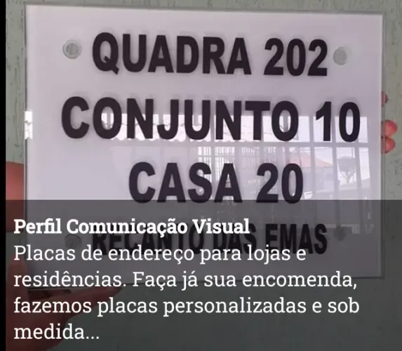Placas de endereço e sinalização 