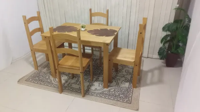Mesa Creta c/ 4 Cadeiras Madeira Macica Mel Frete Grátis - Até 12x