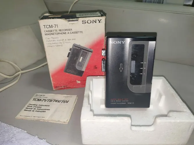 cassette recorder magnetophone