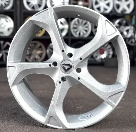 Rodas aro 18 Furação 4x100 Volcano Advance