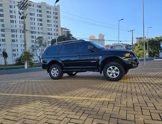Mitsubishi Pajero Sport HPE 2.5 4X4 Diesel Mec. 2007