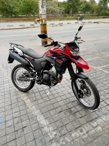 Vendo ou troco Lander 2024