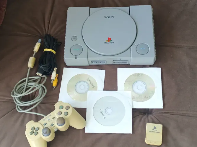 PlayStation 1 Fat completo " funcionando perfeitamente"
