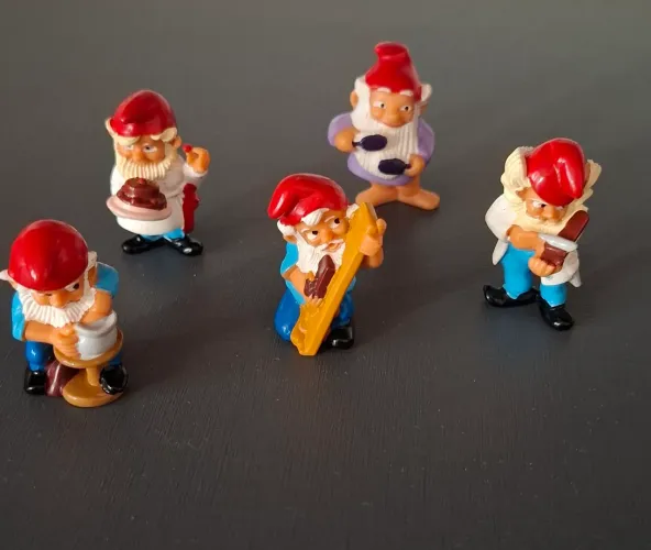 Gnomos kinder ovo