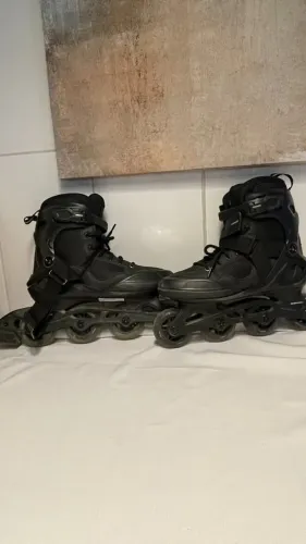 Patins tamanho 40 Oxelo In Line + Kit proteção + Capacete