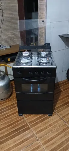 Fogão 4 bocas pra vender hj 250$$ 