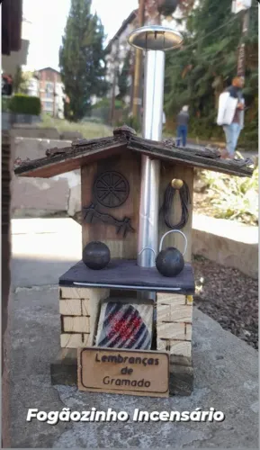 Fogãozinho Incensário Decorativo - Lembranças de Gramado