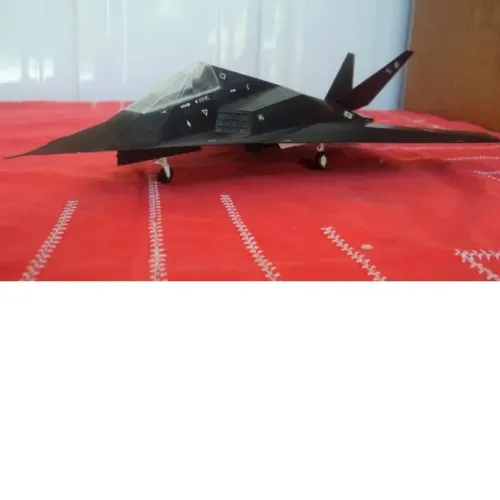 Miniatura Avião Asas De Guerra F117 A Stealthfighter