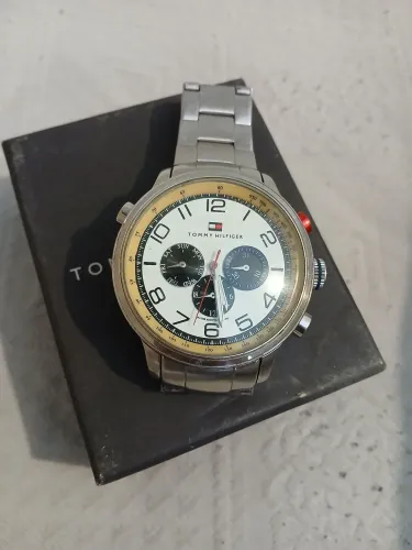 Tommy Hilfiger modelo 145.1.14.1050