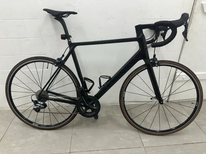 CANYON ULTIMATE CF SL 8