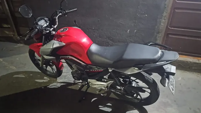 Motor Titan 160. Único Dono, Interior do Amazonas. BAIXA QUILOMETRAGEM 