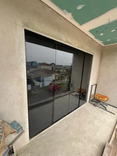 porta em vidro temperado sob medida para sua residencia