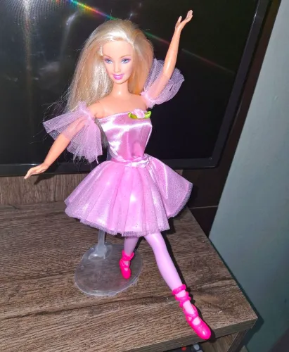 Barbie de coleção anos 2000