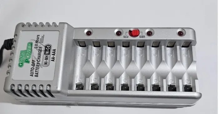 Carregador de pilha Gama Power, carregamento de pilhas AA E AAA Ni-MH e Ni-CD