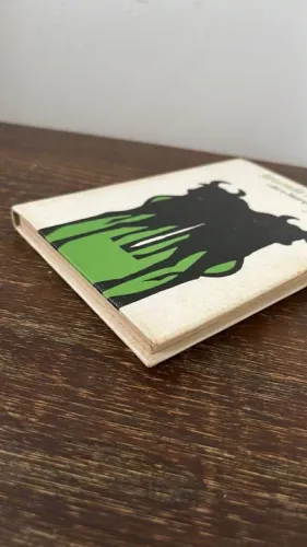livro fazenda modelo - autor chico buarque