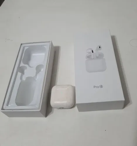 Fone de Ouvido Bluetooth  Pro 4