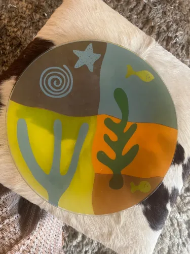 Prato decorativo em vidro pintado