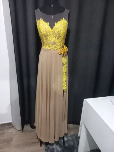 Vestido de Festa Longo Amarelo e Bege