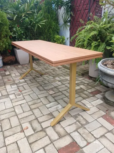 Mesa de jantar pronta entrega