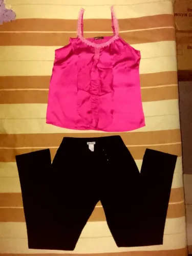 BLUSINHA TAM.P/CALÇA TAM.PP (MORENA CANELA/UMA BALA).