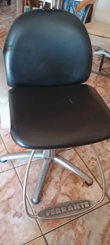 Cadeira de cabeleireiro Ferrante