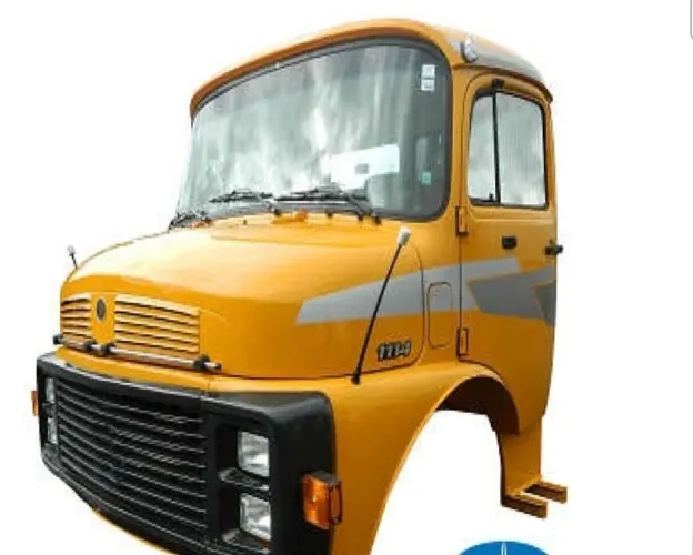 Pintura e reforma de cabine de caminhão..vamos até você 