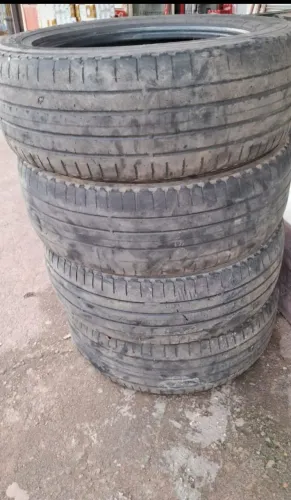 4 PIRELLI 17 225/60