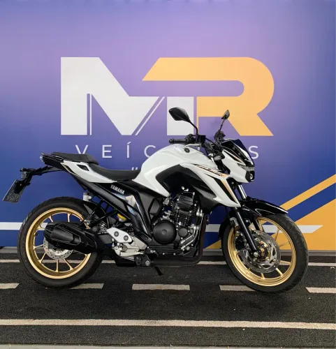 Yamaha FZ25 2025 (@mrveiculos)