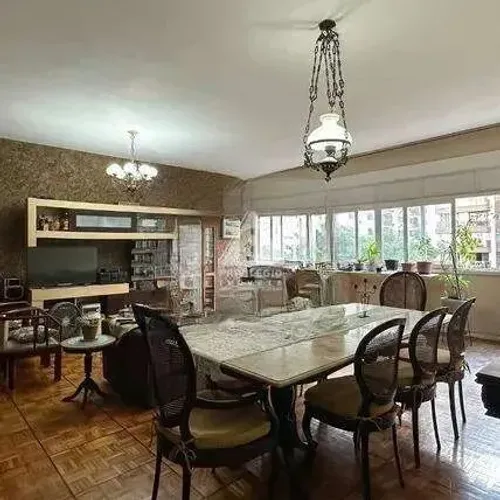Apartamento de 155m², 3 Quartos e Vaga Escriturada!