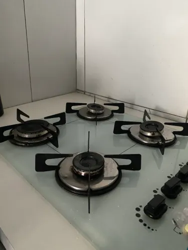 Cooktop 4 bocas,/ apena VENDA OU TROCO 