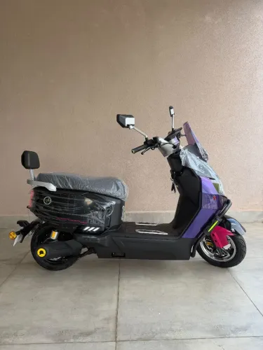 Scooter elétrica MZ 1000W nova - Roxa