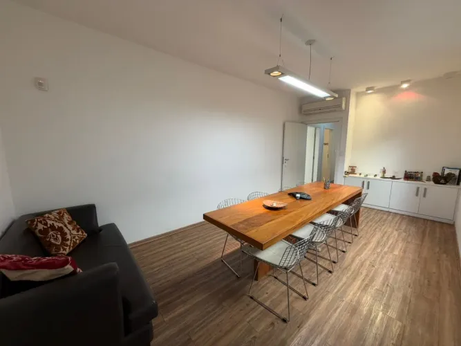 CASA COMERCIAL PARA LOCAÇÃO NO BAIRRO SÃO PEDRO 9 SALAS 2 VAGAS