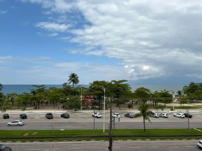 Frente Mar na praia Indaiá - condomínio Innovate