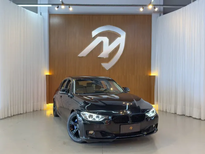 BMW 320I A 2.0 Turbo/activeflex 16V 184cv 4P 2013